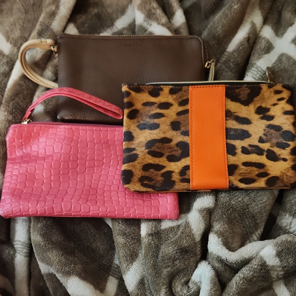 Stylish Pink, Brown, and Leopard Print Women's Clutch Set